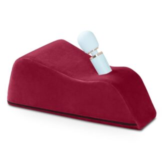 Wanda Magic Wand Toy Mount - Merlot